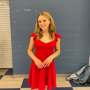 Meet your Posher, Addison